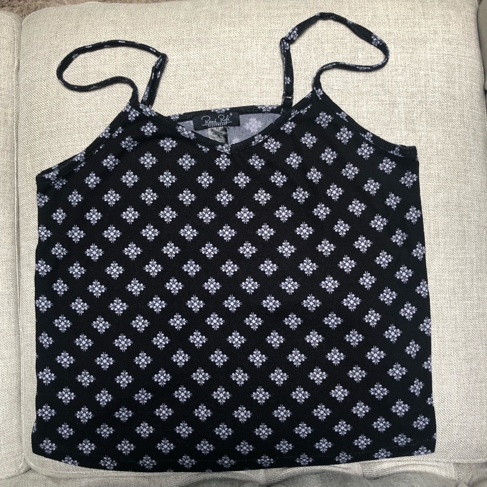 EUC soft tank Sz L